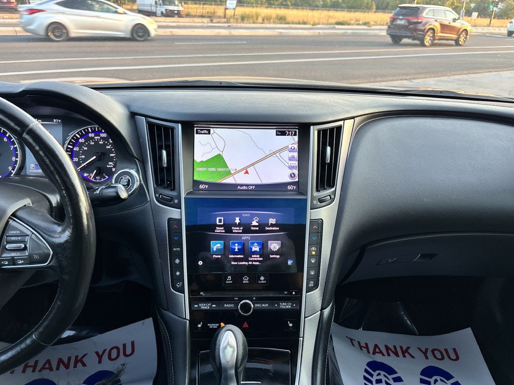 2015 INFINITI Q50 Image 19