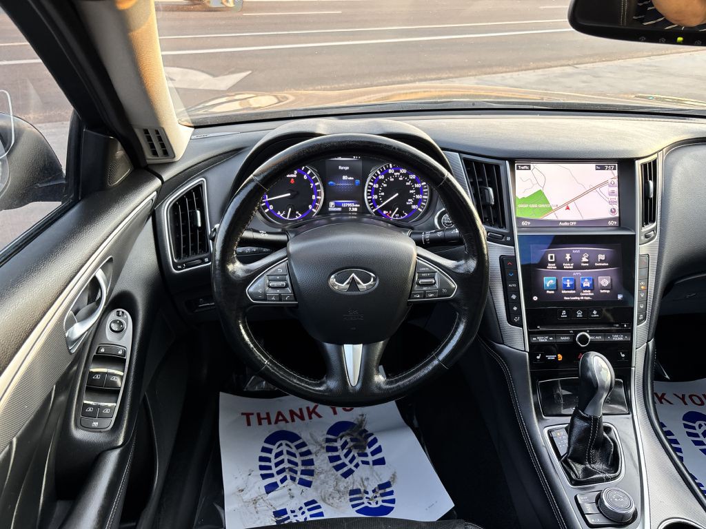 2015 INFINITI Q50 Image 21