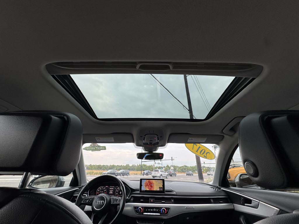 2017 Audi A4 Image 25
