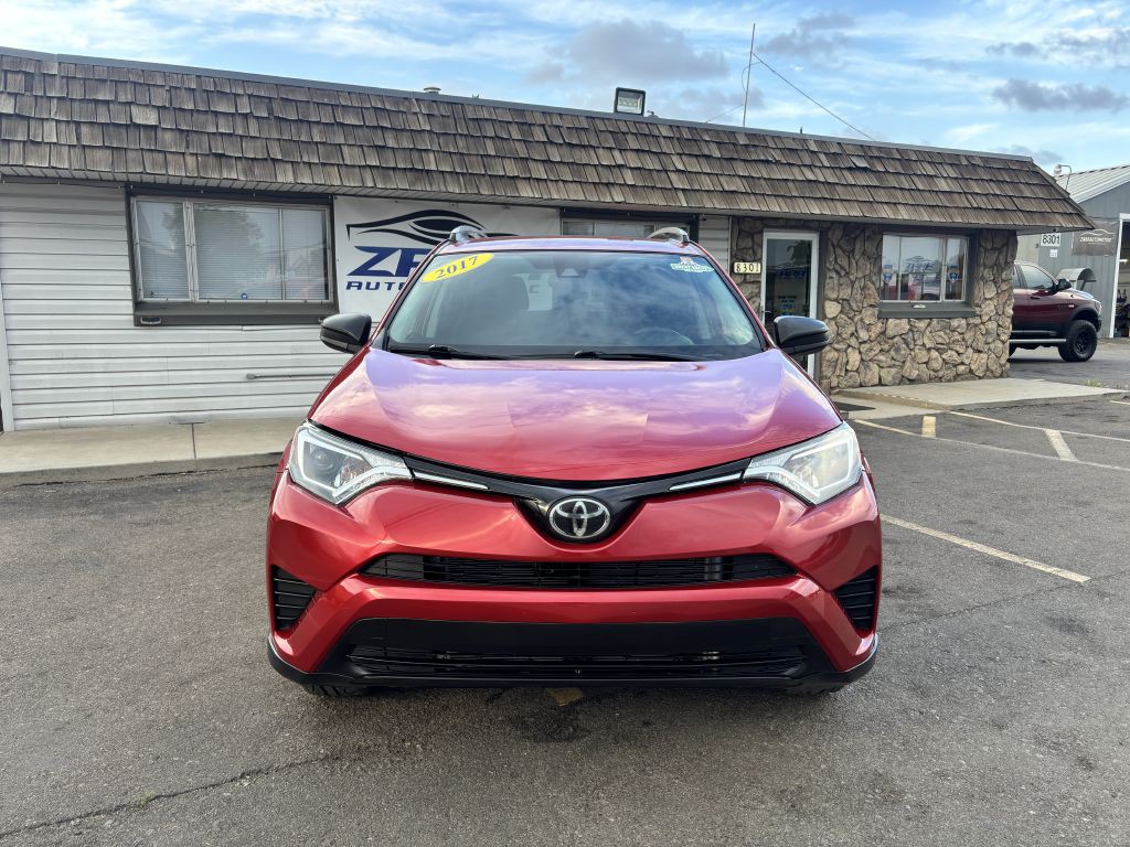 2017 Toyota Rav4 Image 2