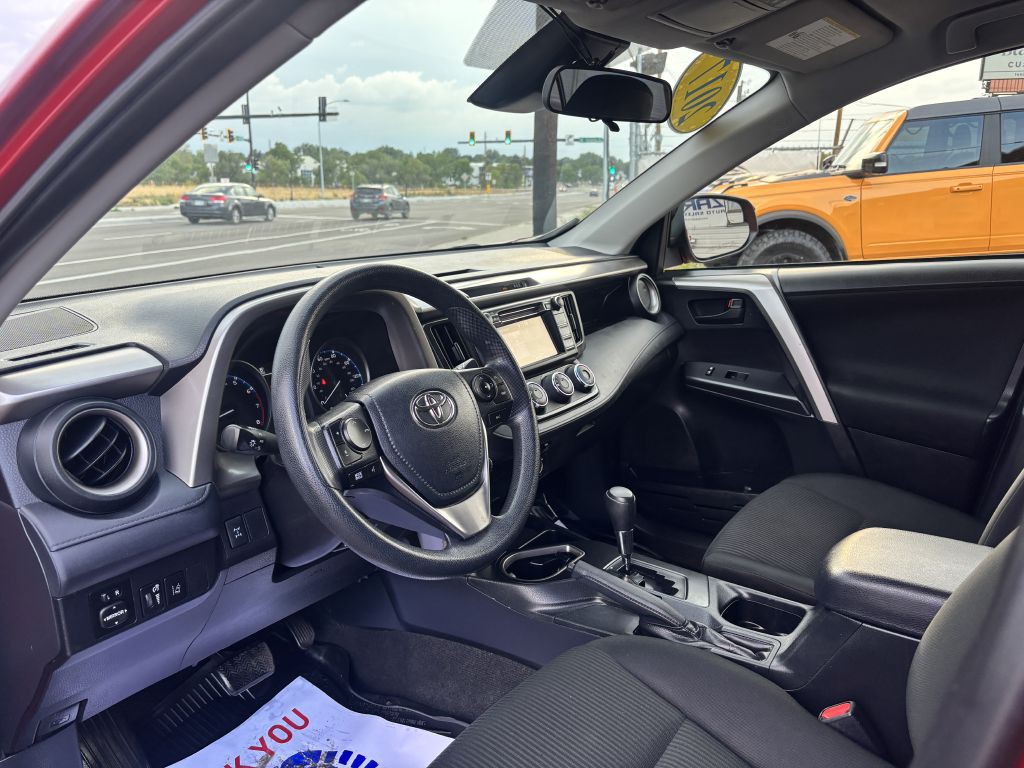 2017 Toyota Rav4 Image 11