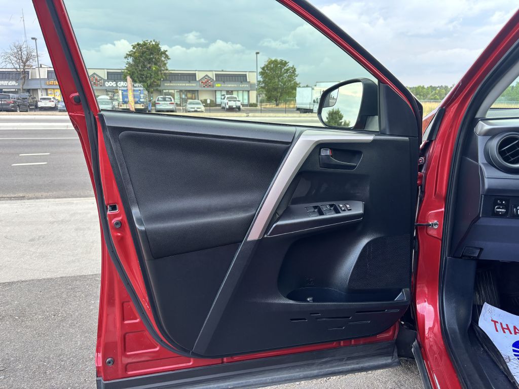 2017 Toyota Rav4 Image 15