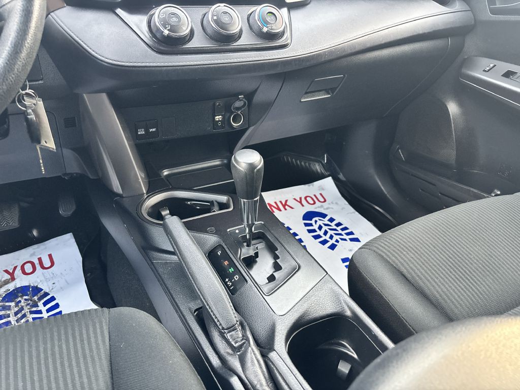 2017 Toyota Rav4 Image 19