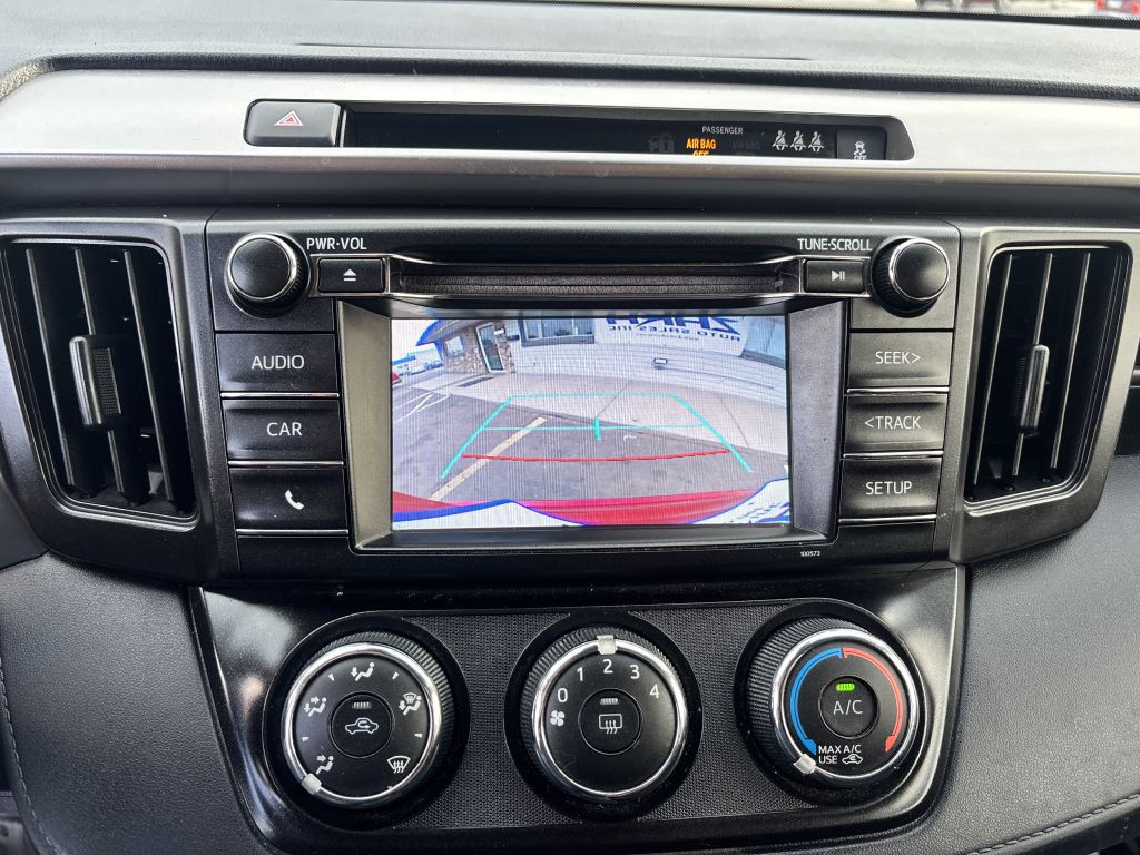 2017 Toyota Rav4 Image 23