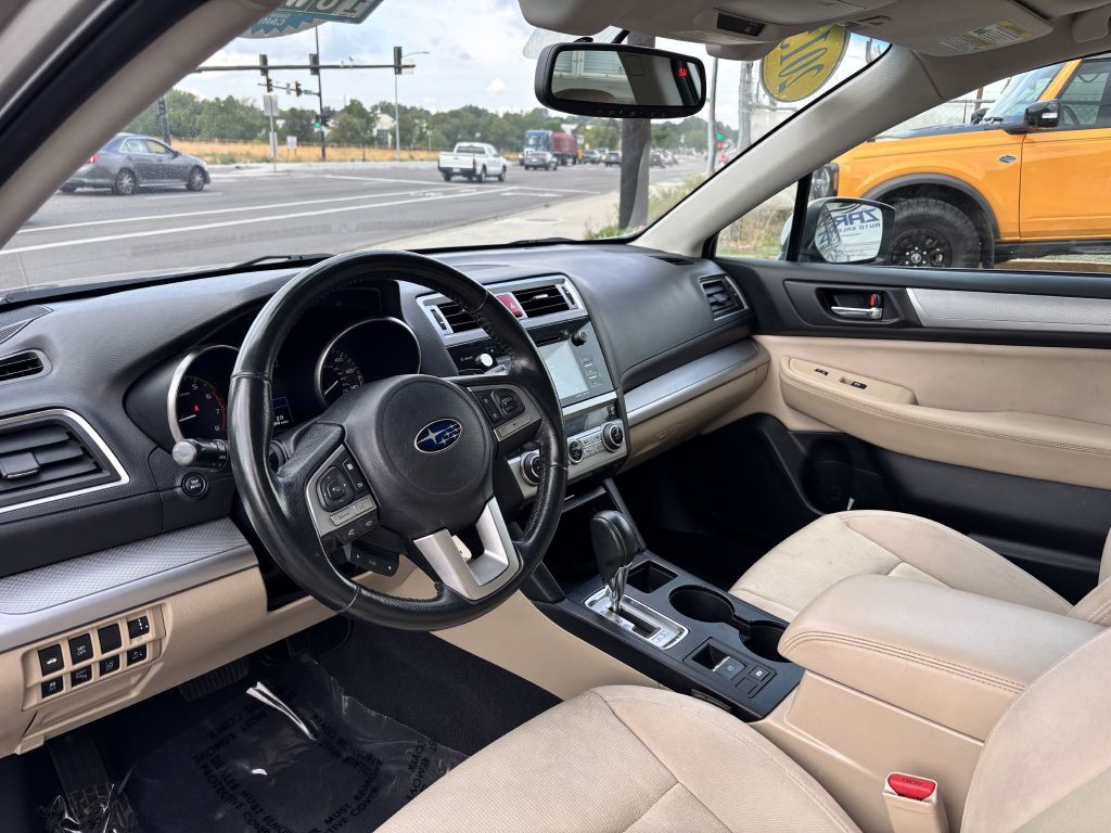 2015 Subaru Legacy Image 12