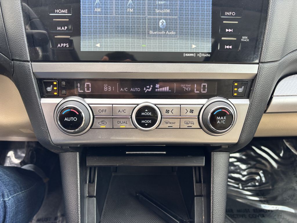 2015 Subaru Legacy Image 29