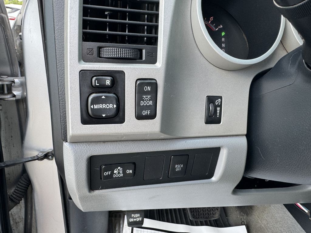 2008 Toyota Tundra Image 23