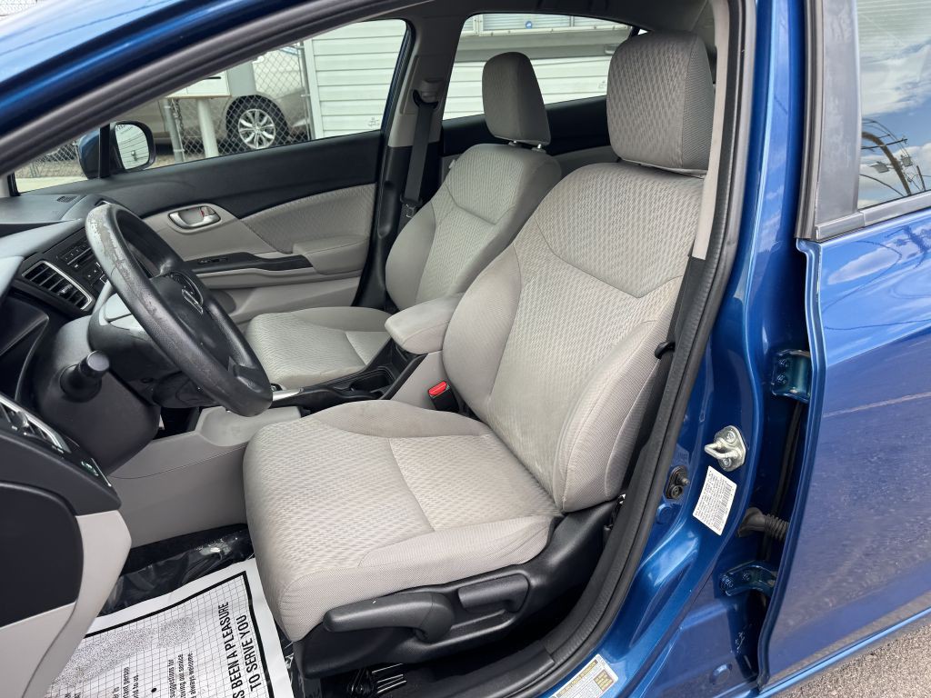 2015 Honda Civic Image 12