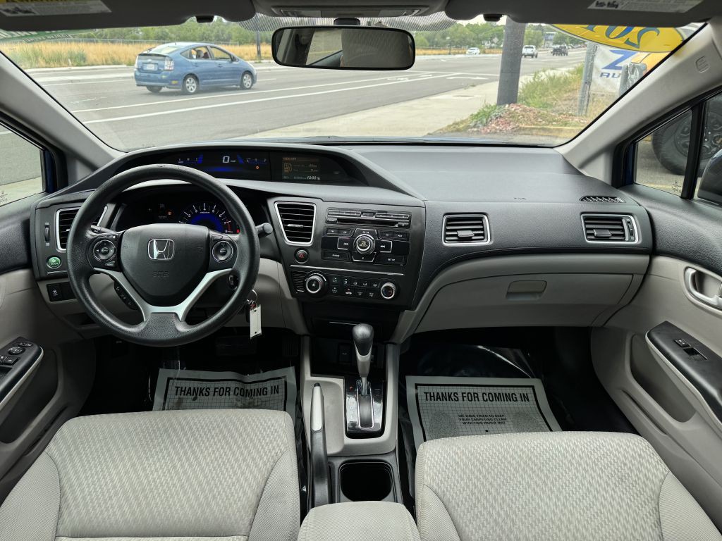 2015 Honda Civic Image 17
