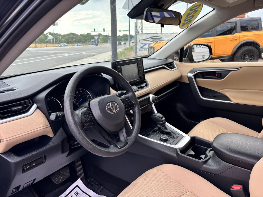 2020 Toyota Rav4 Image 11