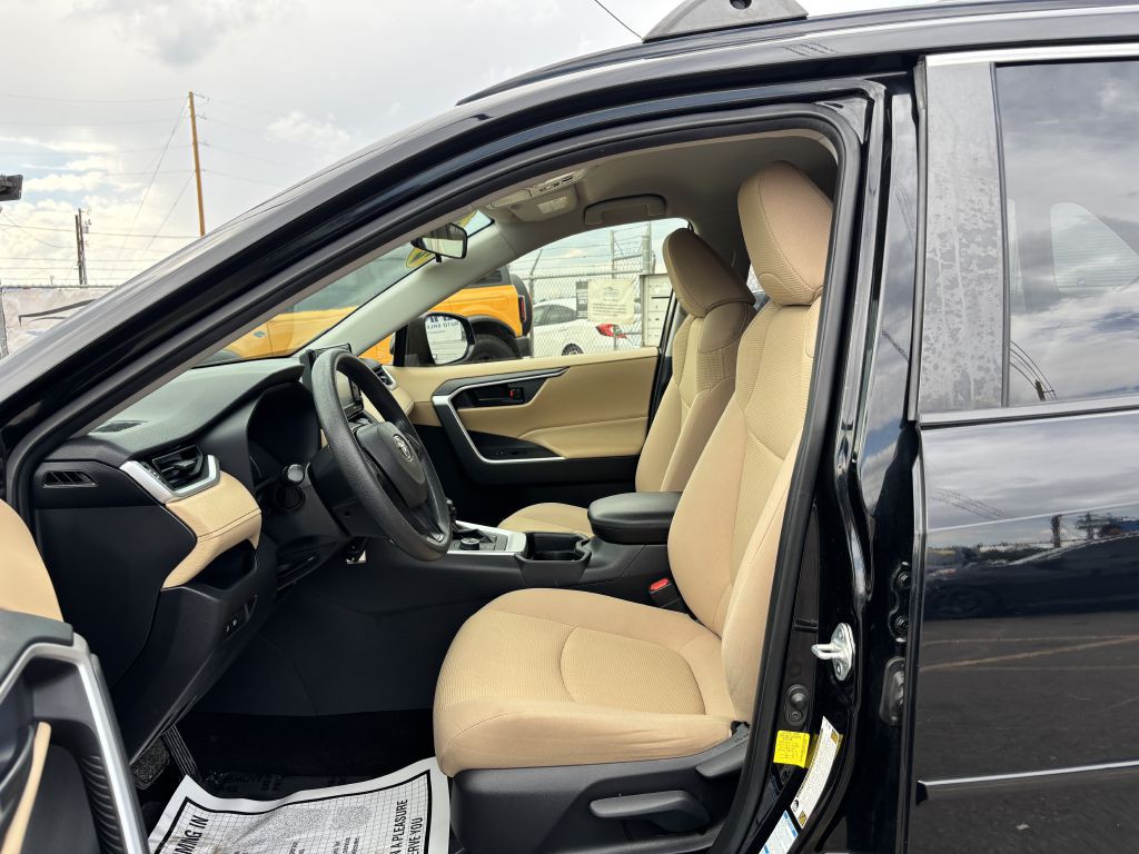 2020 Toyota Rav4 Image 12