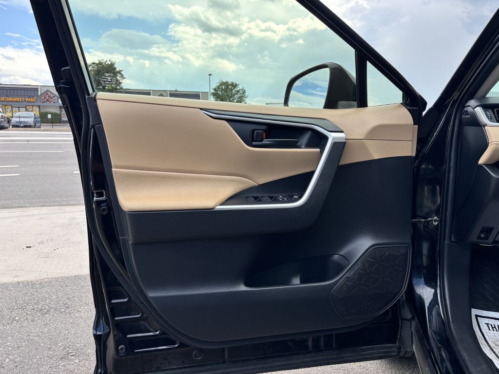 2020 Toyota Rav4 Image 15