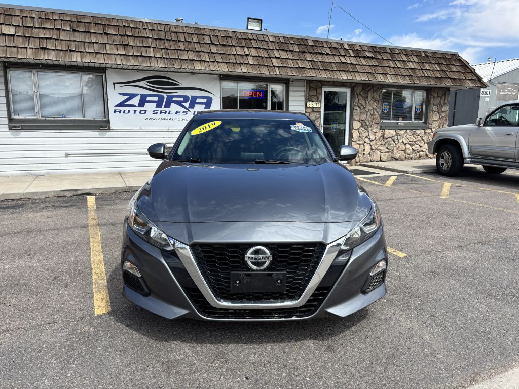 2019 Nissan Altima Image 2