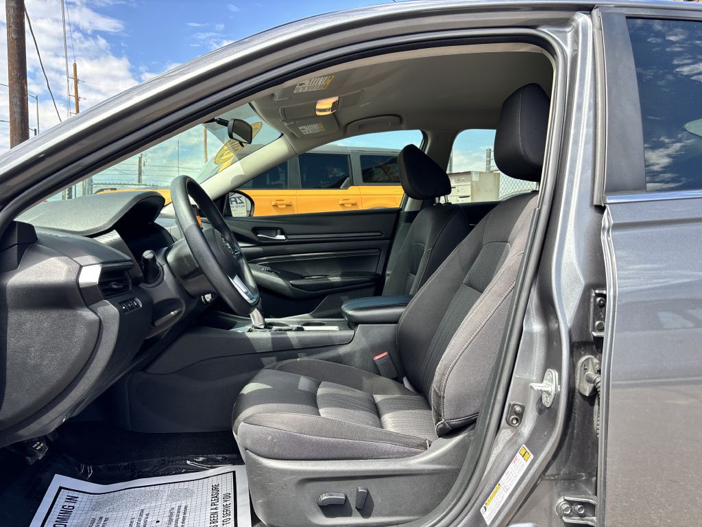 2019 Nissan Altima Image 11