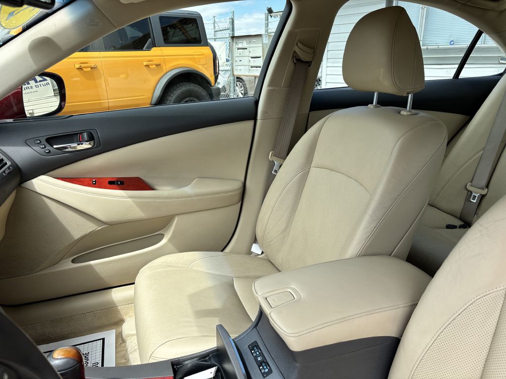 2007 Lexus ES 350 Image 13