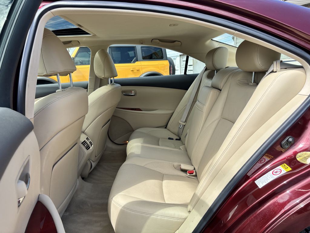 2007 Lexus ES 350 Image 16