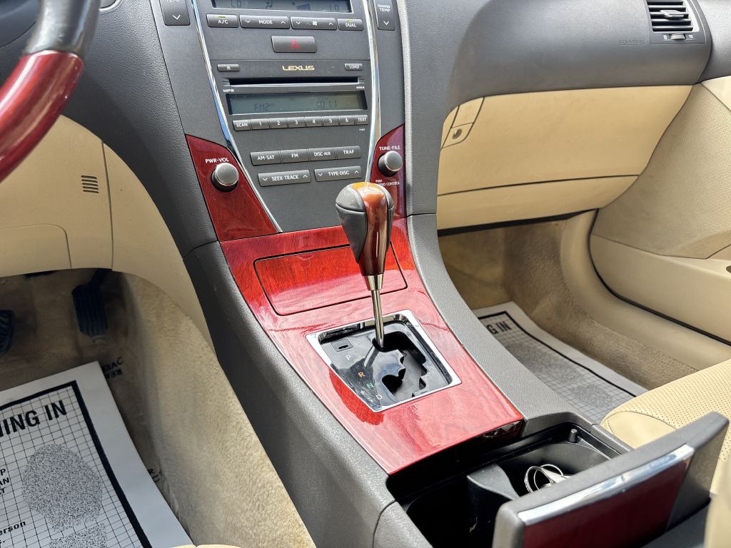 2007 Lexus ES 350 Image 19