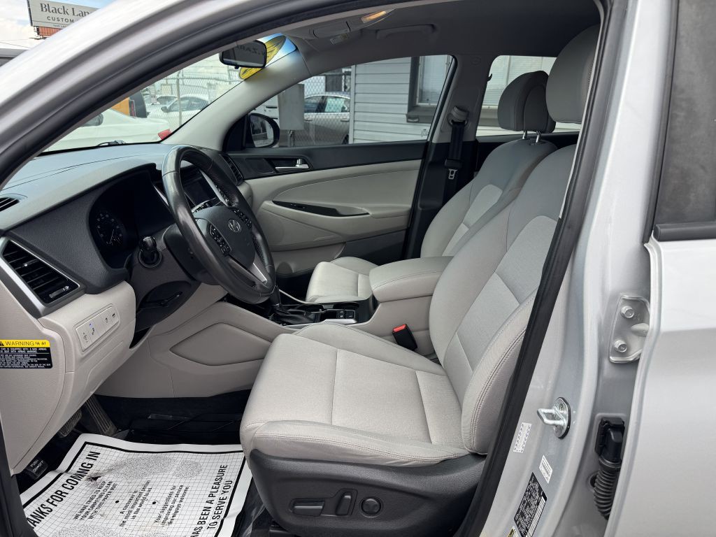 2017 Hyundai Tucson Image 11