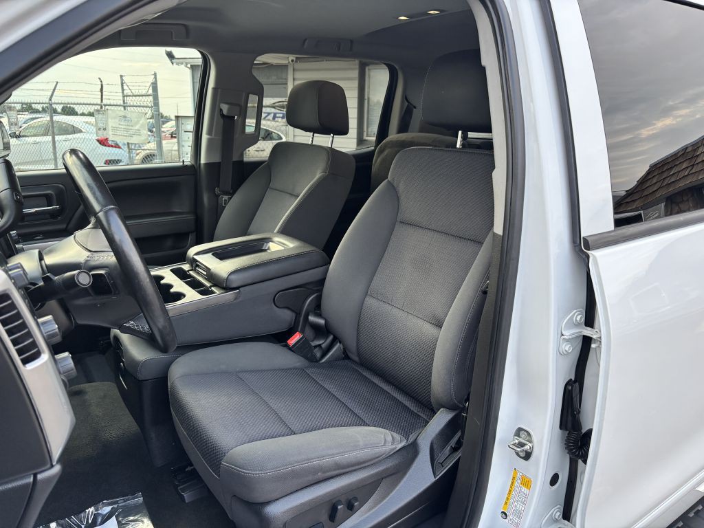 2018 Chevrolet Silverado 1500 Image 12