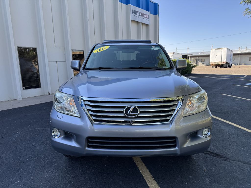 2011 Lexus LX 570 Image 2