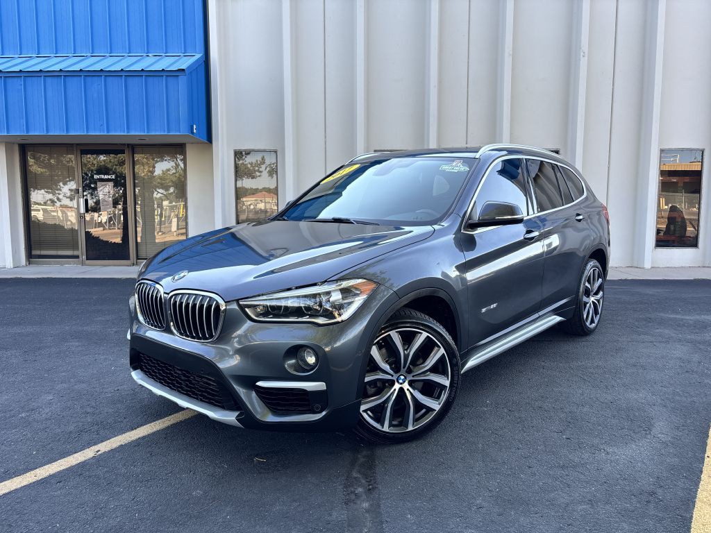 2017 BMW X1 Image 1
