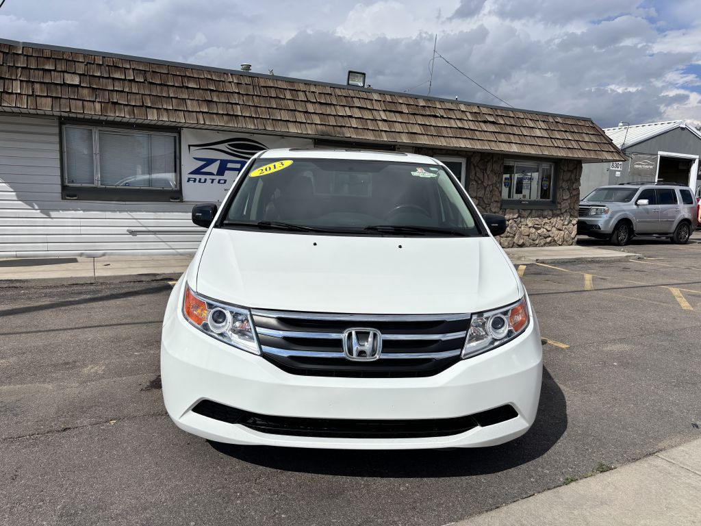 2013 Honda Odyssey Image 2