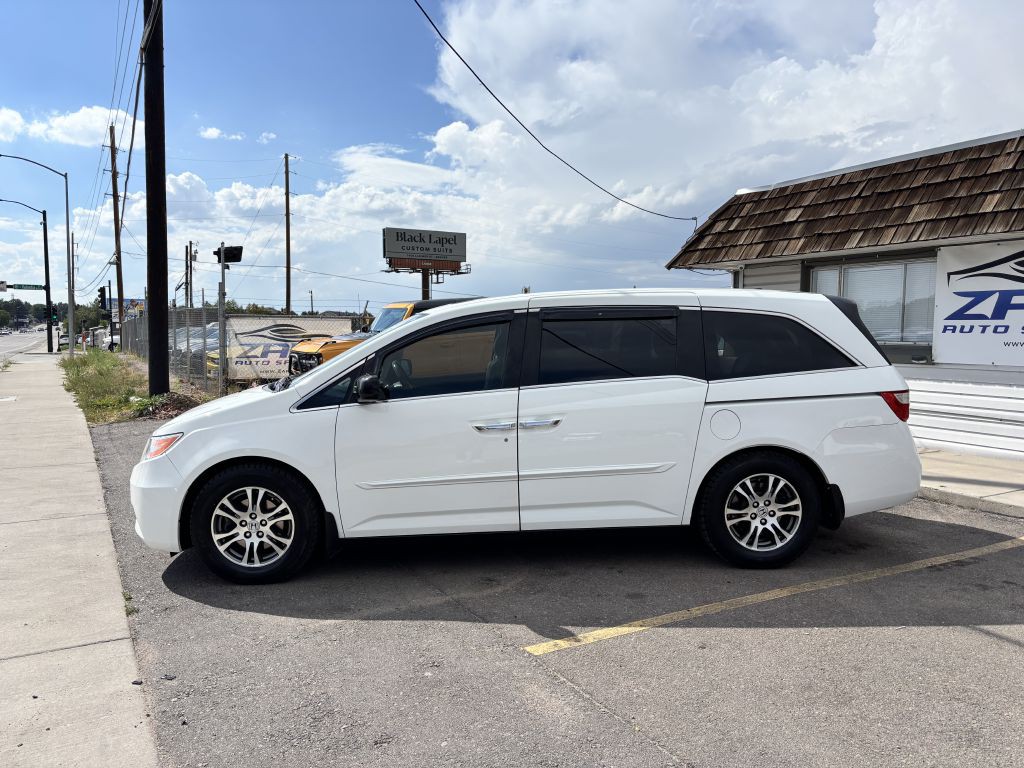 2013 Honda Odyssey Image 4