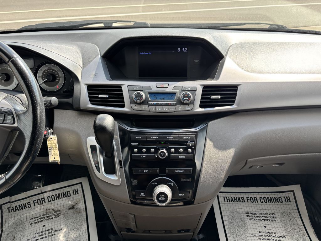 2013 Honda Odyssey Image 20