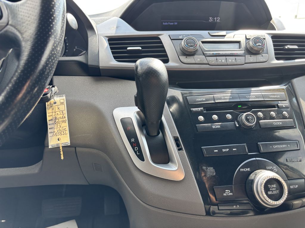 2013 Honda Odyssey Image 21