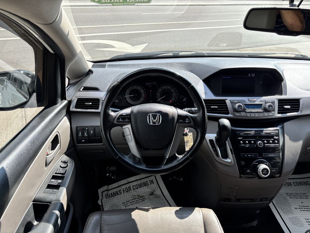 2013 Honda Odyssey Image 22