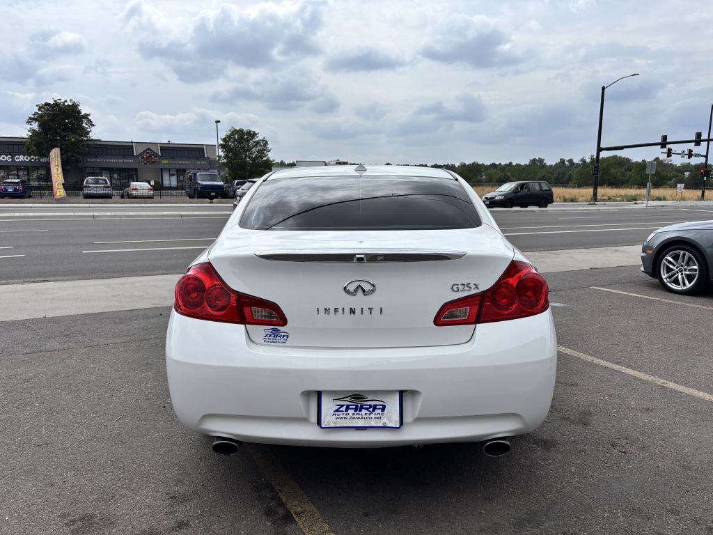 2012 INFINITI G25 Image 6