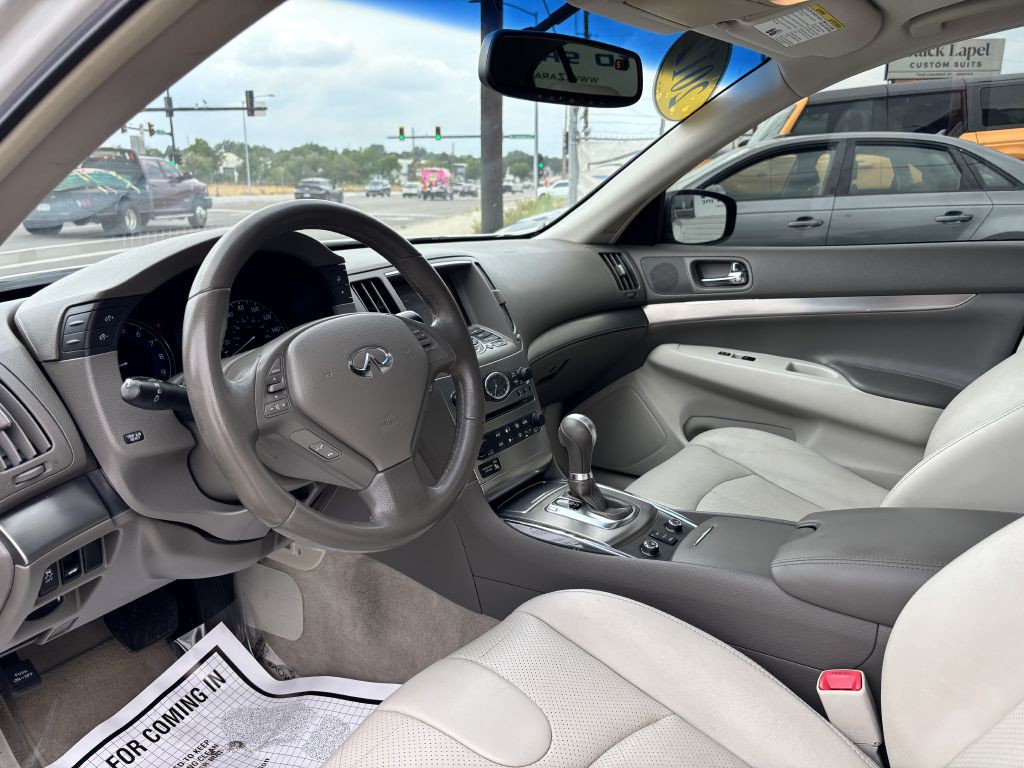 2012 INFINITI G25 Image 12