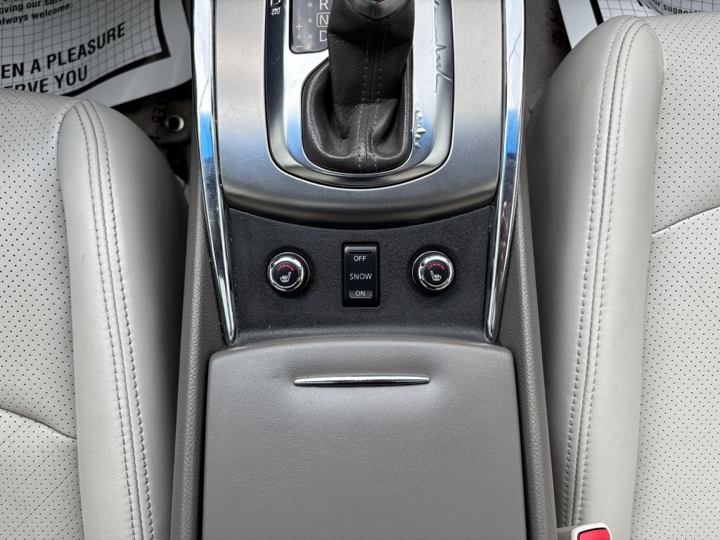 2012 INFINITI G25 Image 22