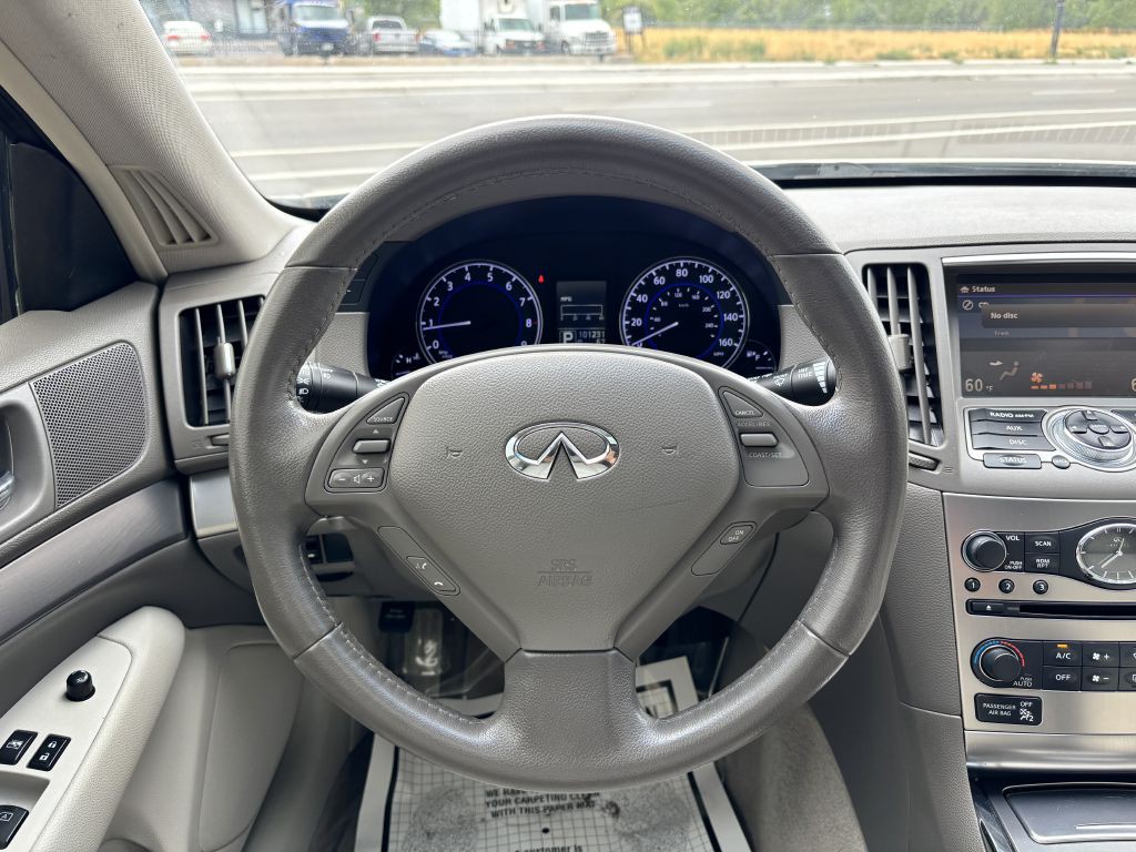 2012 INFINITI G25 Image 24