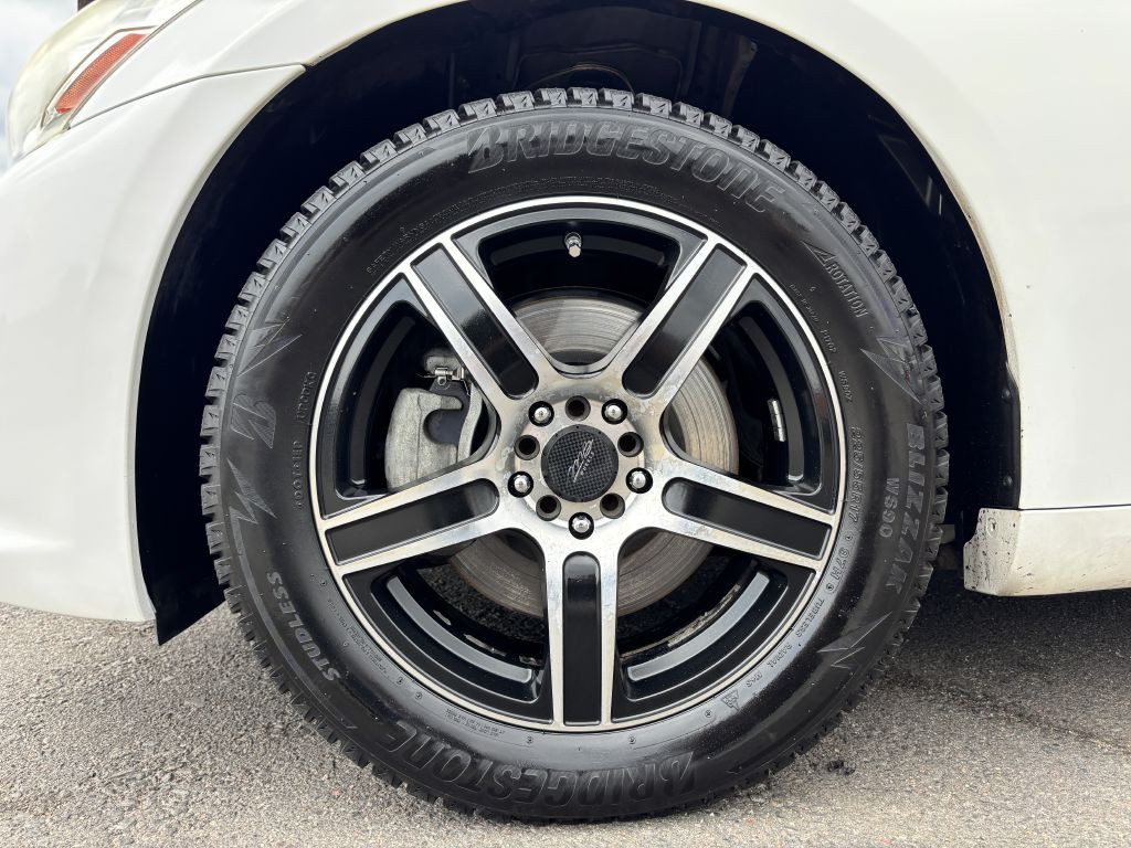 2012 INFINITI G25 Image 29