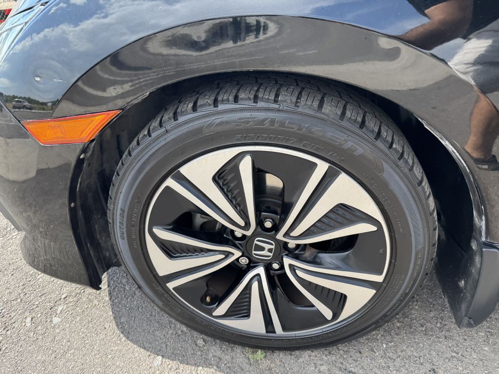 2017 Honda Civic Image 28