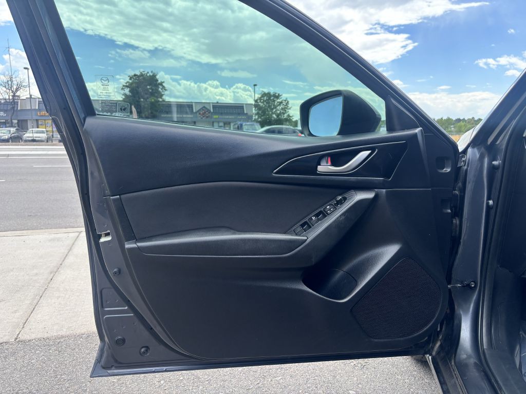 2015 Mazda Mazda3 Image 15
