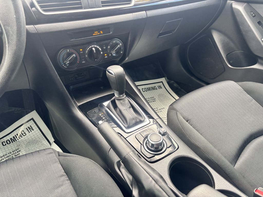 2015 Mazda Mazda3 Image 19