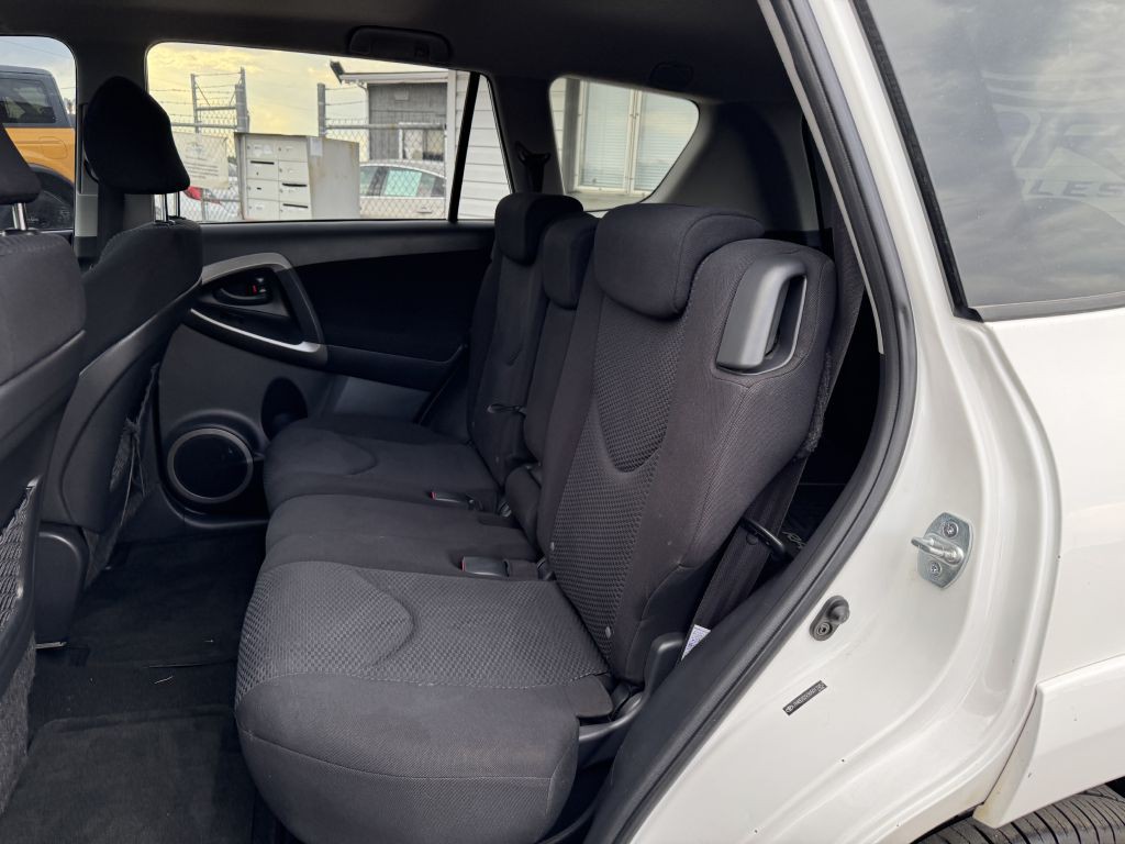 2006 Toyota Rav4 Image 18