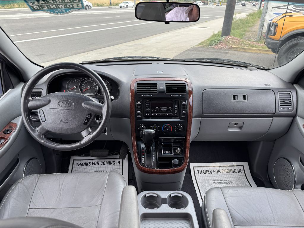 2002 Kia Sedona Image 18