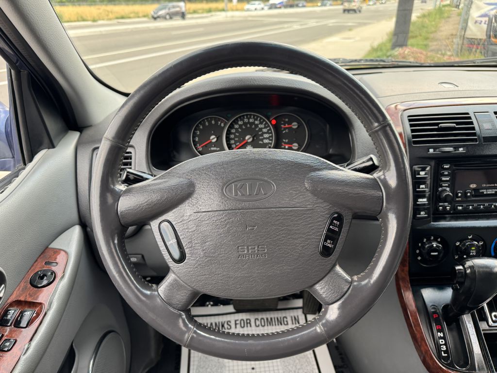 2002 Kia Sedona Image 21