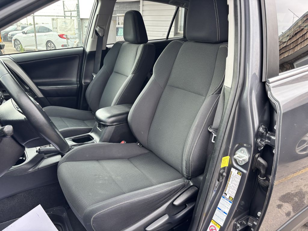 2018 Toyota Rav4 Image 13