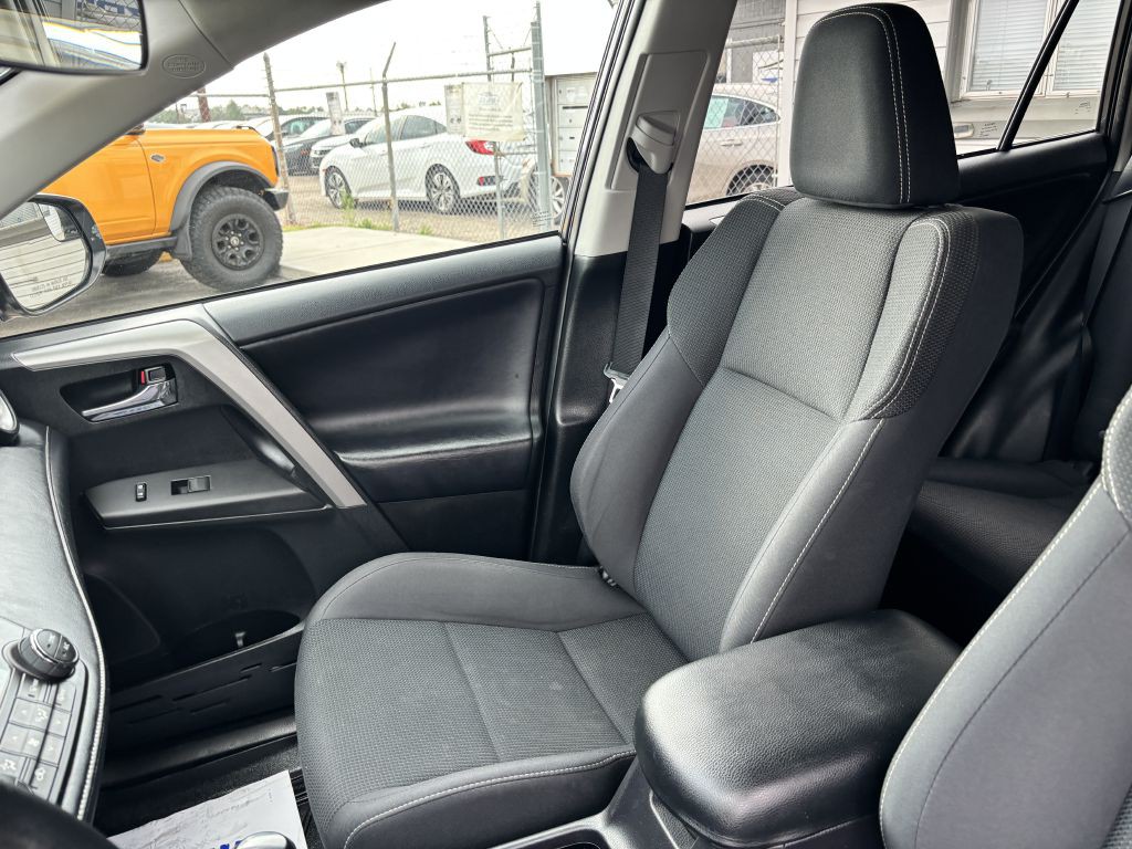 2018 Toyota Rav4 Image 14
