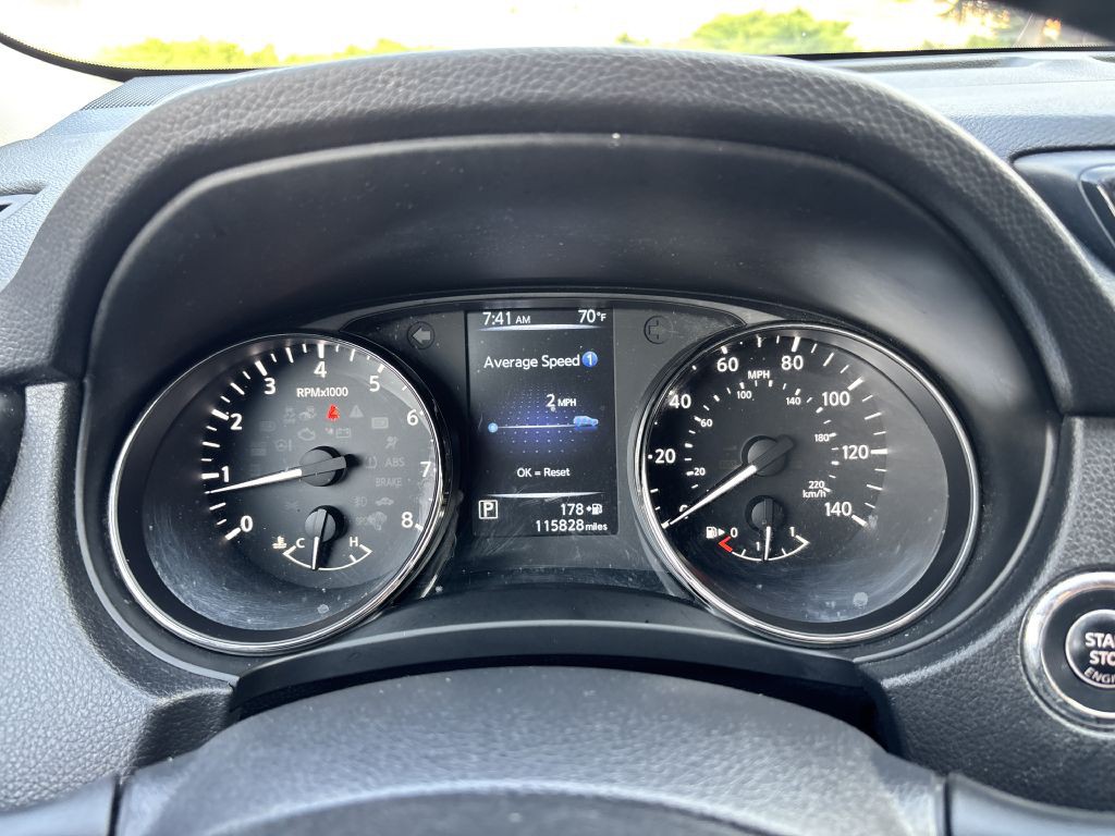 2017 Nissan Rogue Image 21