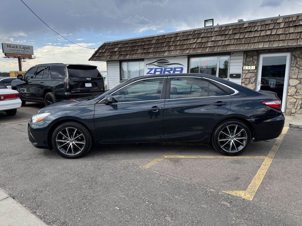 2015 Toyota Camry Image 4