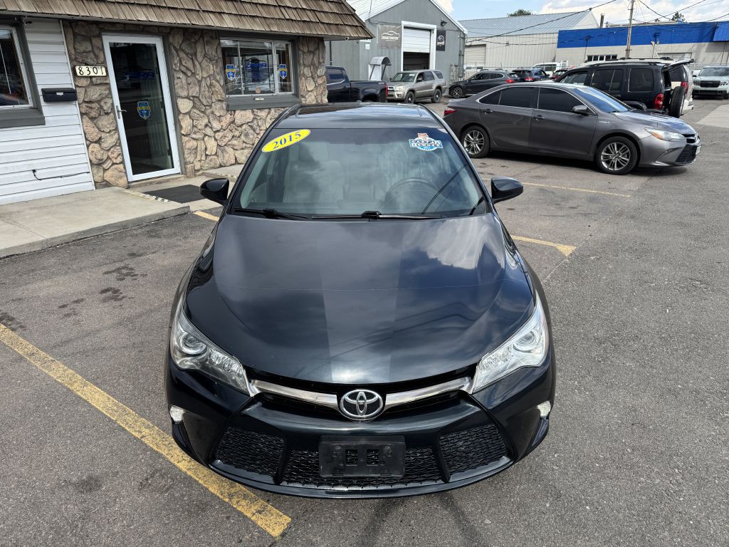 2015 Toyota Camry Image 10