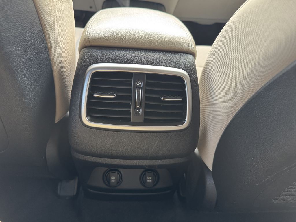 2018 Kia Sorento Image 19