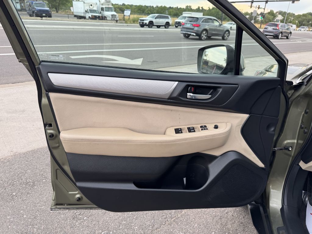 2016 Subaru Outback Image 15