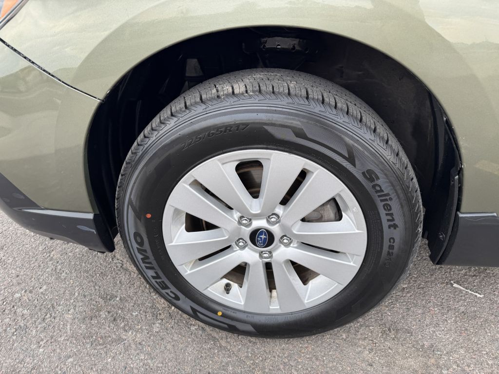 2016 Subaru Outback Image 32