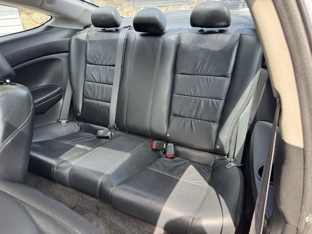 2012 Honda Accord Image 17
